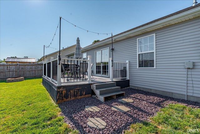 10614 Tecumseh Drive, Newburgh, IN 47630