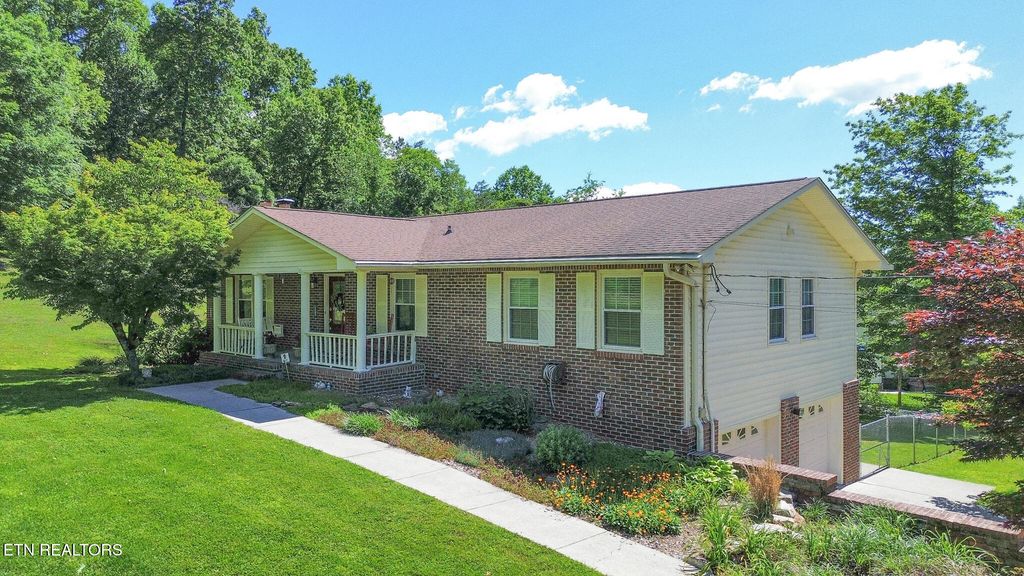 11308 Couch Mill Rd, Knoxville, TN 37931