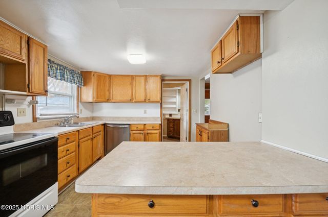 3036 Orlando Drive, Toledo, OH 43613