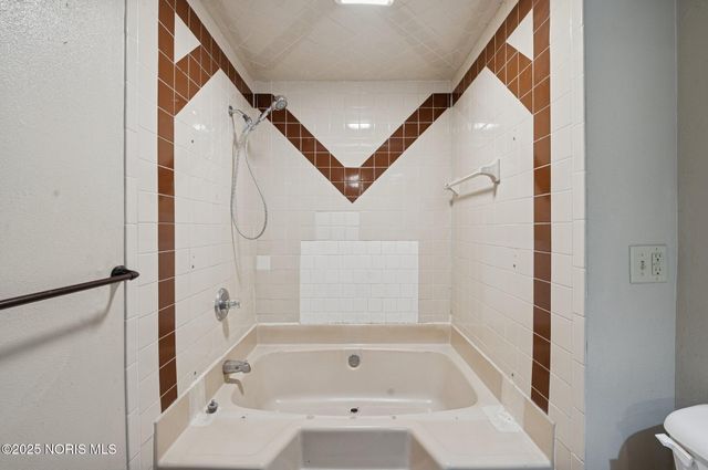 3036 Orlando Drive, Toledo, OH 43613