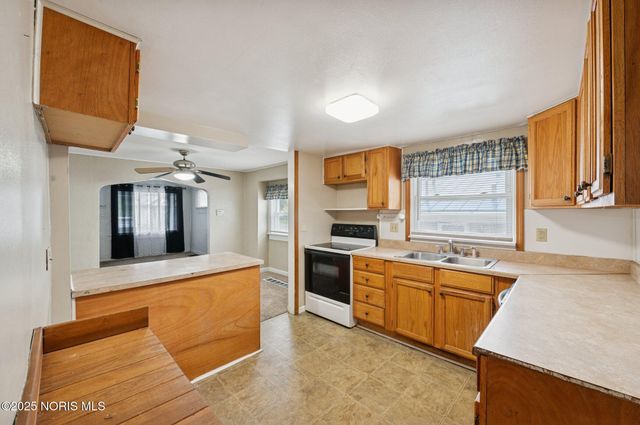 3036 Orlando Drive, Toledo, OH 43613