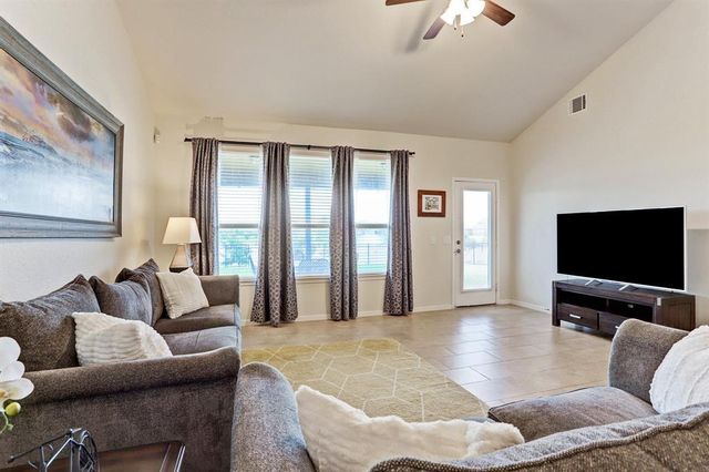 5334 Silver Ledge Drive, Katy, TX 77493