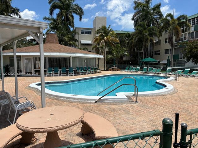 1333 E Hallandale Beach Boulevard 134, Hallandale Beach, FL 33009