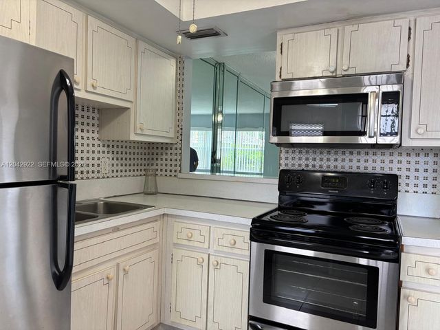 1333 E Hallandale Beach Boulevard 134, Hallandale Beach, FL 33009