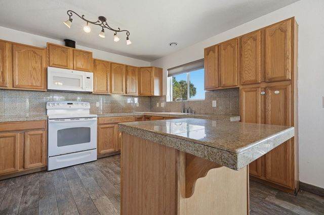 14748 Sutter Highlands Dr, Sutter Creek, CA 95685