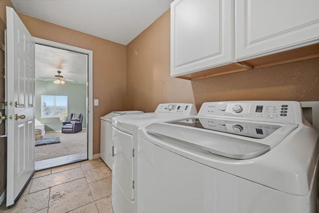 14748 Sutter Highlands Dr, Sutter Creek, CA 95685