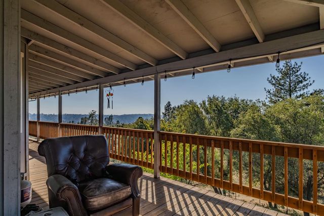 14748 Sutter Highlands Dr, Sutter Creek, CA 95685