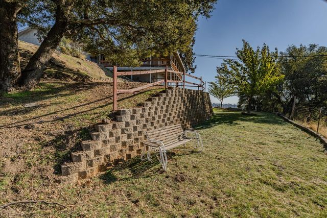 14748 Sutter Highlands Dr, Sutter Creek, CA 95685