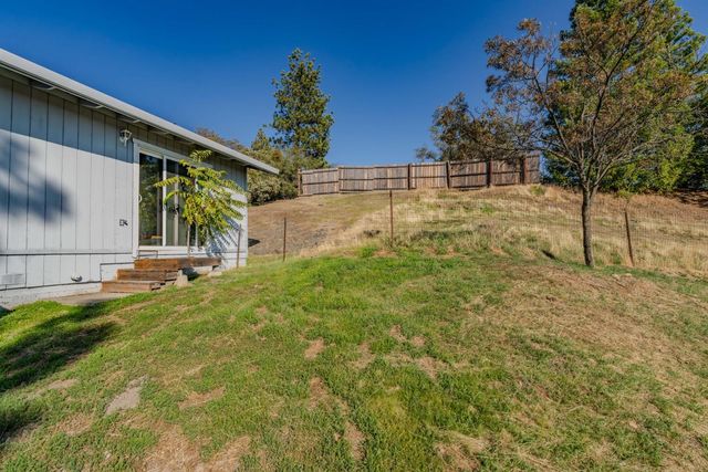 14748 Sutter Highlands Dr, Sutter Creek, CA 95685