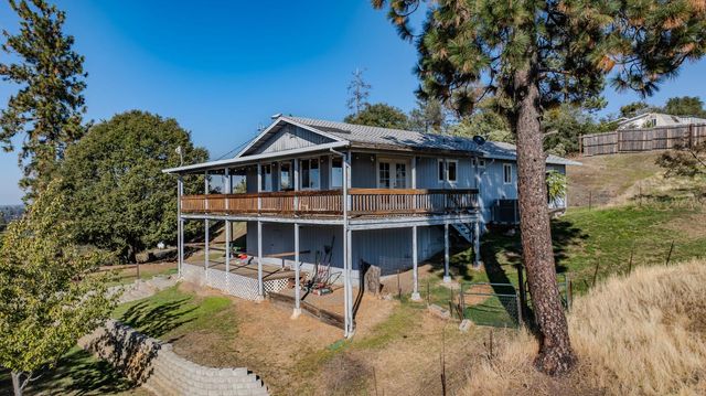 14748 Sutter Highlands Dr, Sutter Creek, CA 95685