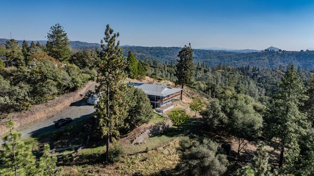 14748 Sutter Highlands Dr, Sutter Creek, CA 95685