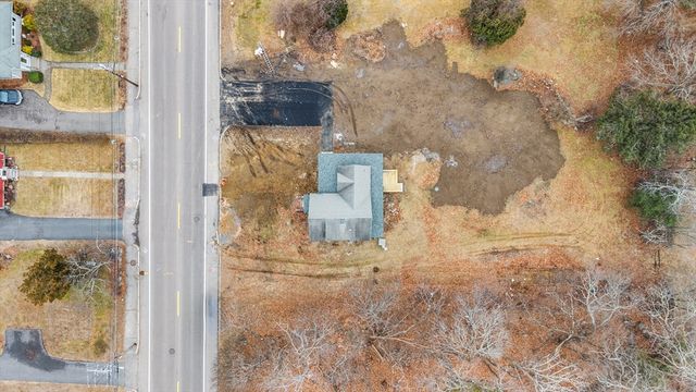 233 Central St, Foxboro, MA 02035