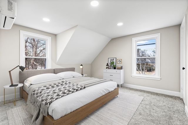 233 Central St, Foxboro, MA 02035