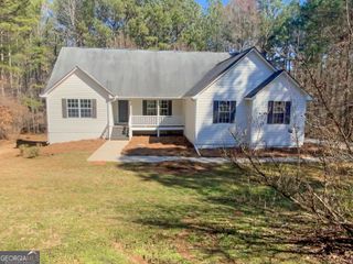 231 Grove Pointe Drive, Locust Grove, GA 30248