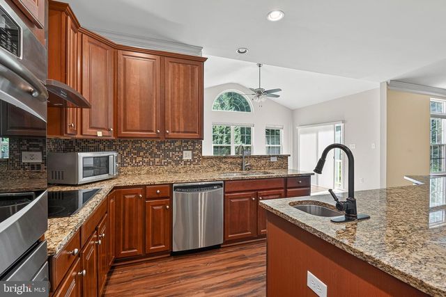 407 ARNOLD, Florence, NJ 08518