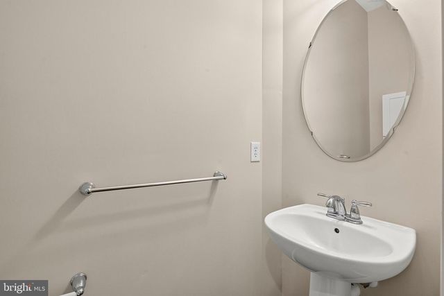 407 ARNOLD, Florence, NJ 08518