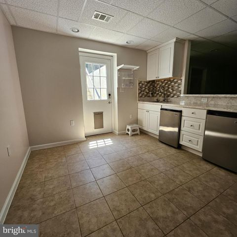407 ARNOLD, Florence, NJ 08518
