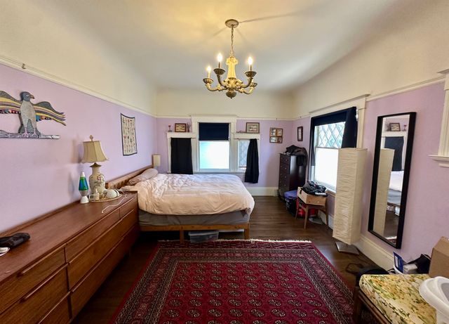 667 10Th St, Oakland, CA 94607