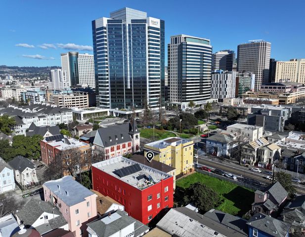 667 10Th St, Oakland, CA 94607