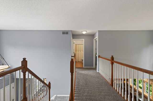 13719 Ashcroft Road, Savage, MN 55378