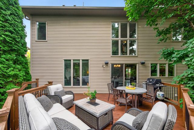 13719 Ashcroft Road, Savage, MN 55378