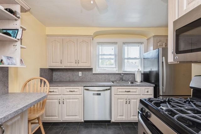 121 Camp Avenue, Merrick, NY 11566