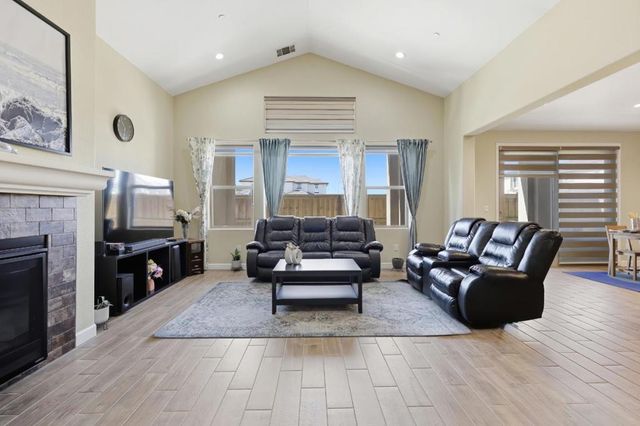 3482 Rapallo Way, Manteca, CA 95337