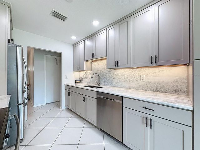 2629 LANCASTER DRIVE, Sun City Center, FL 33573