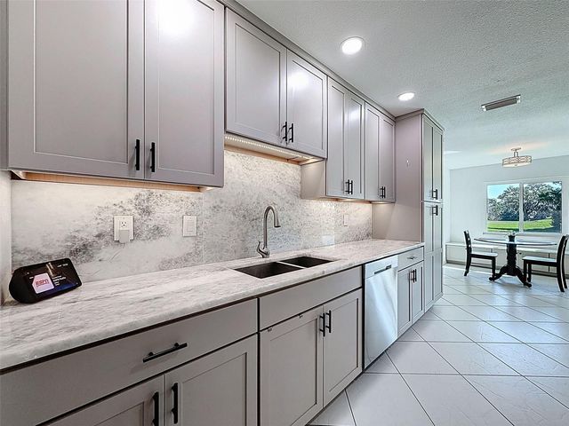 2629 LANCASTER DRIVE, Sun City Center, FL 33573