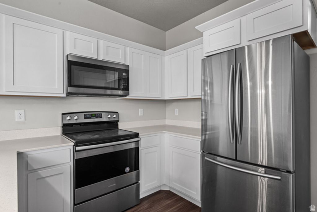 Image 11 of property listing at 1761 W TERRA VISTA LN #F202, Saratoga Springs, UT 84045