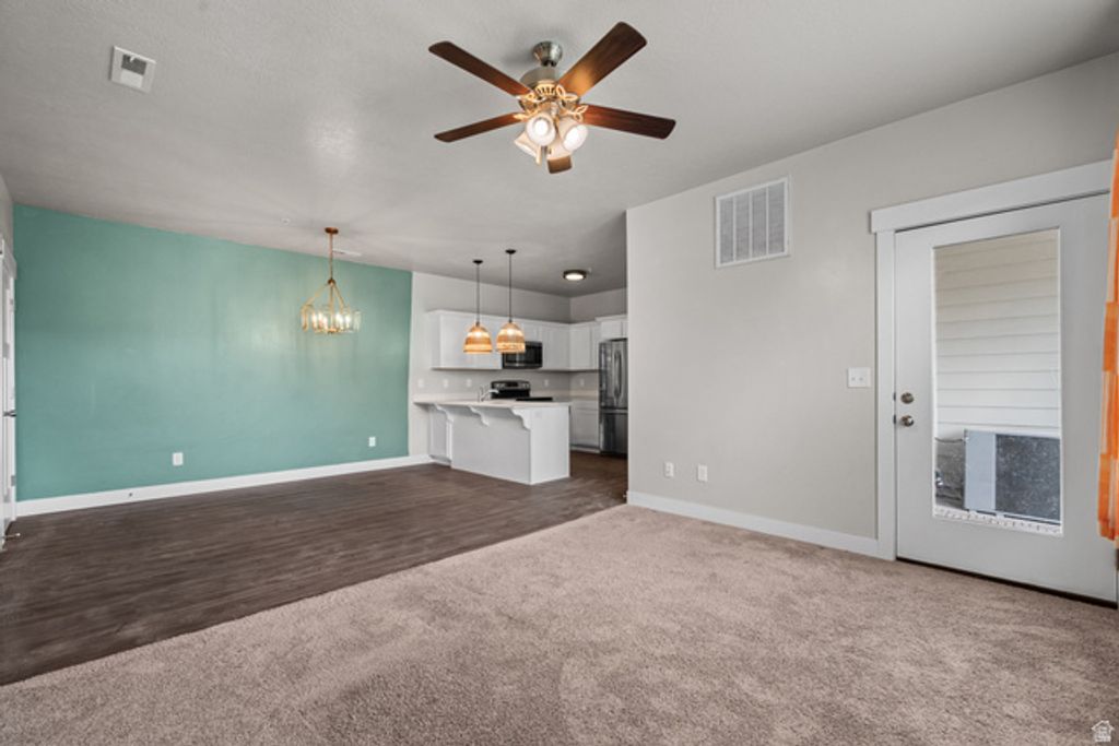 Image 18 of property listing at 1761 W TERRA VISTA LN #F202, Saratoga Springs, UT 84045