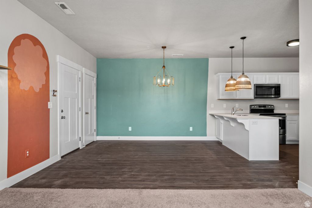 Image 8 of property listing at 1761 W TERRA VISTA LN #F202, Saratoga Springs, UT 84045