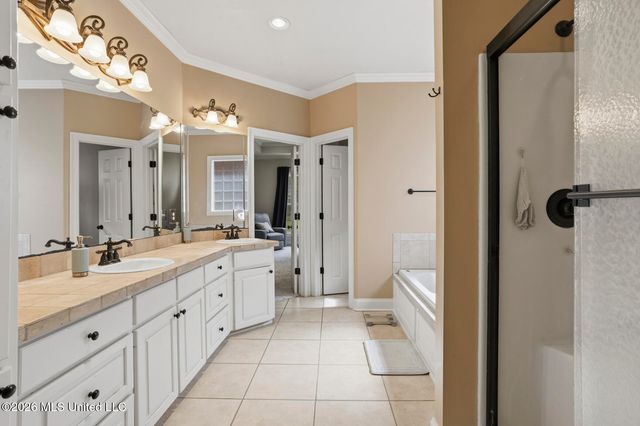 156 Hartfield Drive, Madison, MS 39110