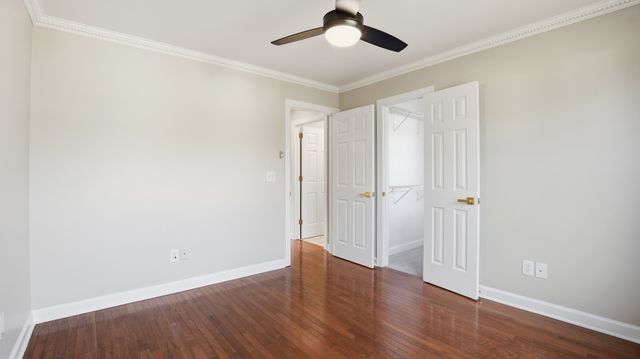 122 Point Dr, Tullahoma, TN 37388