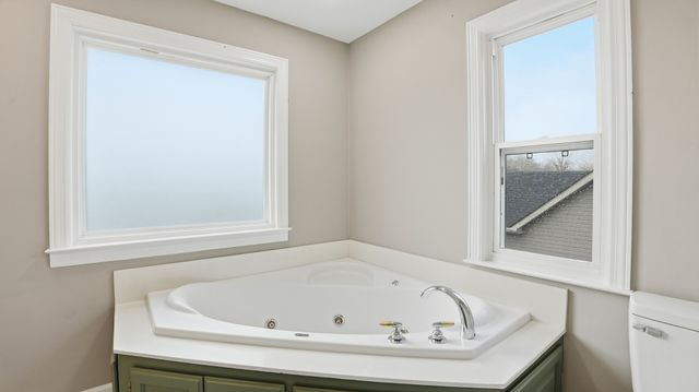 122 Point Dr, Tullahoma, TN 37388