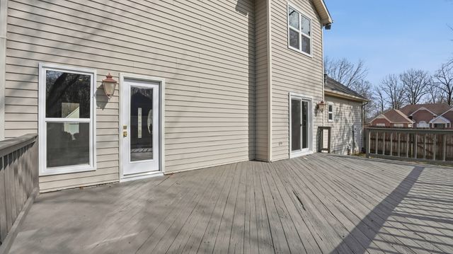 122 Point Dr, Tullahoma, TN 37388