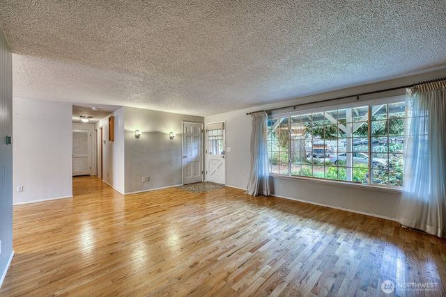 3728 70th Avenue Ct W, University Place, WA 98466