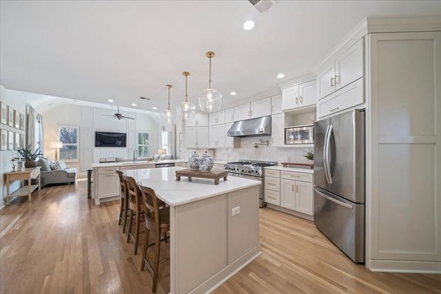 9455 JOHNSON RD EXT, Germantown, TN 38139