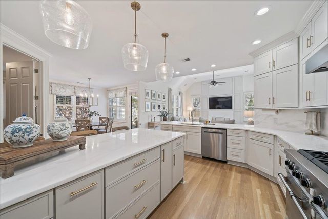 9455 JOHNSON RD EXT, Germantown, TN 38139