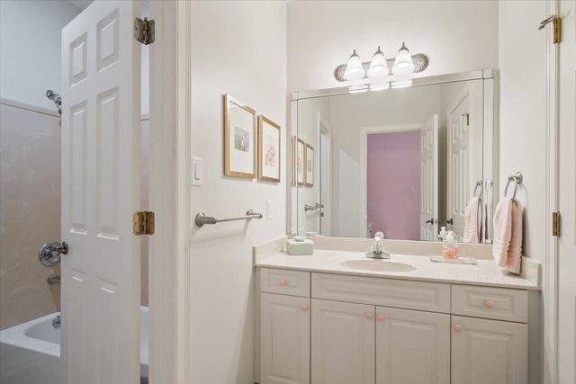 9455 JOHNSON RD EXT, Germantown, TN 38139