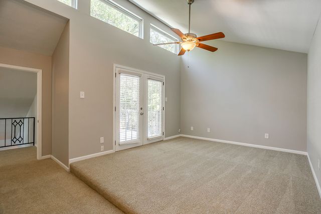 600 Eastcliff Drive, Euless, TX 76040
