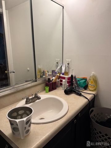 7 Foxtail Lane, South Brunswick, NJ 08852