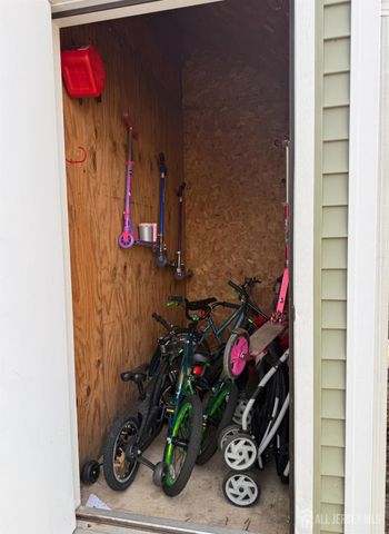 7 Foxtail Lane, South Brunswick, NJ 08852