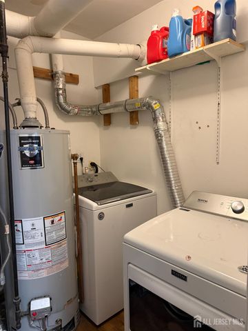 7 Foxtail Lane, South Brunswick, NJ 08852