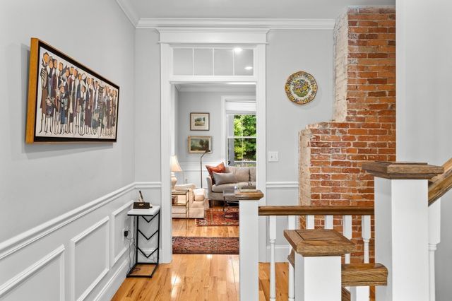 176 Elm Street 2, Amesbury, MA 01913