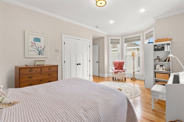176 Elm Street 2, Amesbury, MA 01913