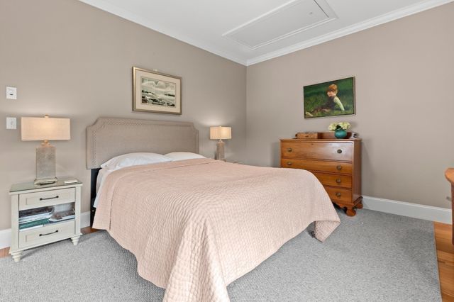 176 Elm Street 2, Amesbury, MA 01913