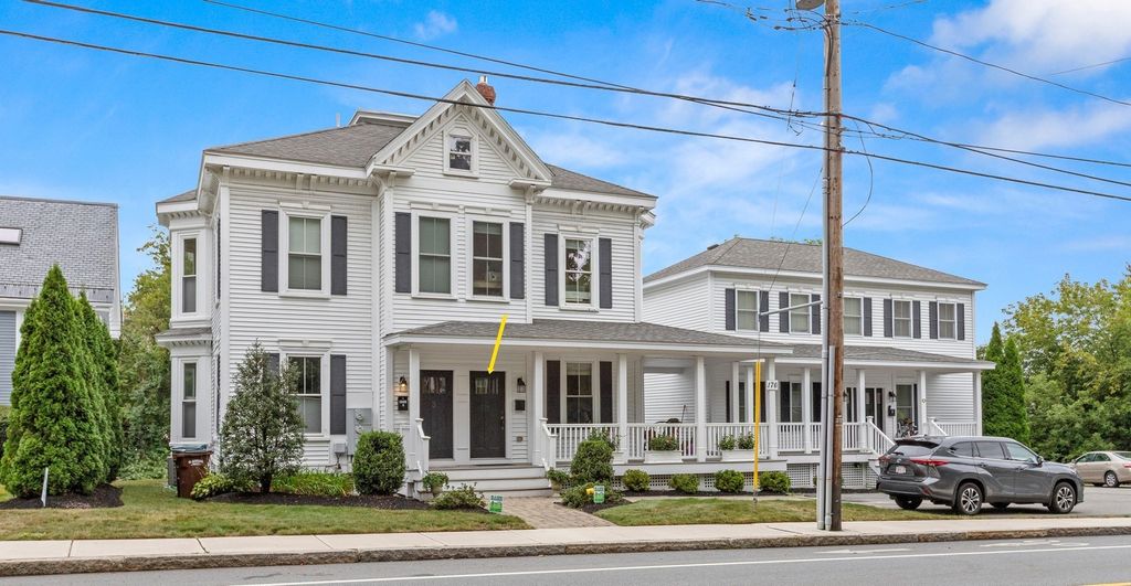 176 Elm Street 2, Amesbury, MA 01913