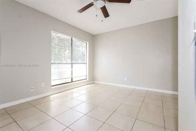 438 SE Streamlet Ave, Port St. Lucie, FL 34983