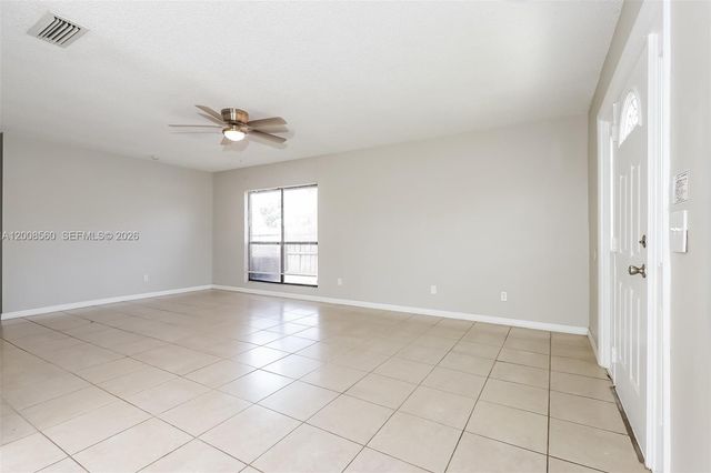 438 SE Streamlet Ave, Port St. Lucie, FL 34983